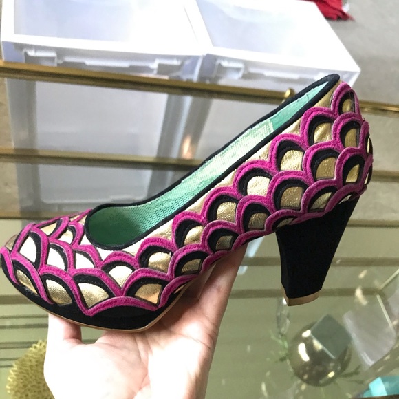 🔥NEW UNIQUE Irregular Choice scalloped heels 8.5 - Picture 2 of 8